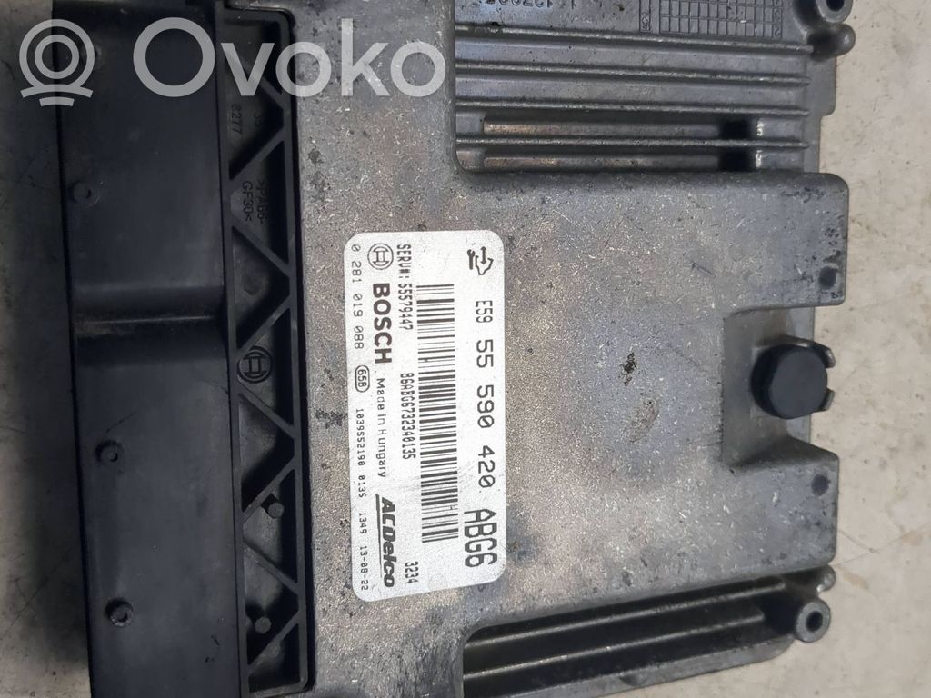 Opel Meriva B Engine control unit/module 