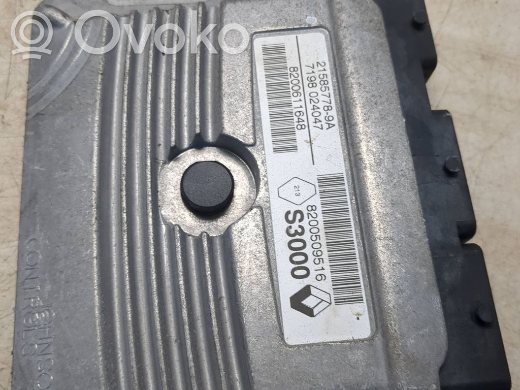 Renault Megane II Engine control unit/module 