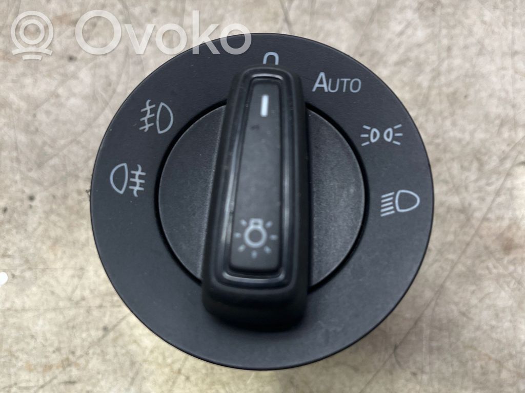 Skoda Octavia Mk3 (5E) Light switch 