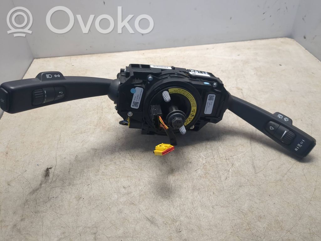 Volvo V40 Wiper turn signal indicator stalk/switch 