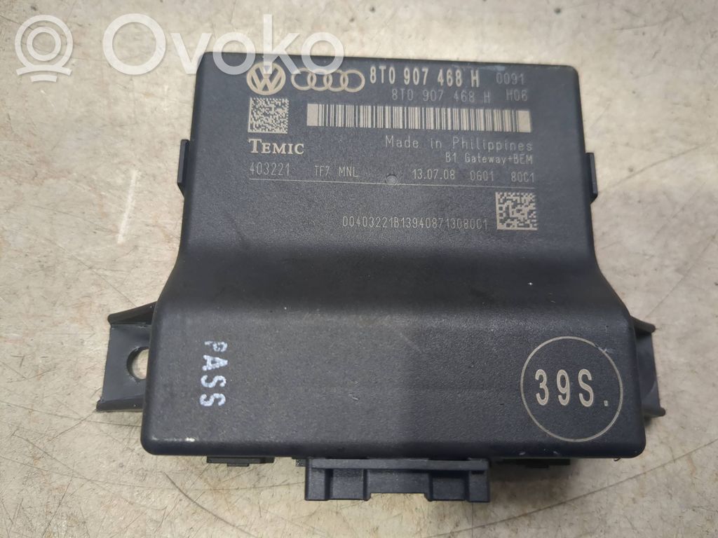 Audi A4 S4 B8 8K Gateway control module 