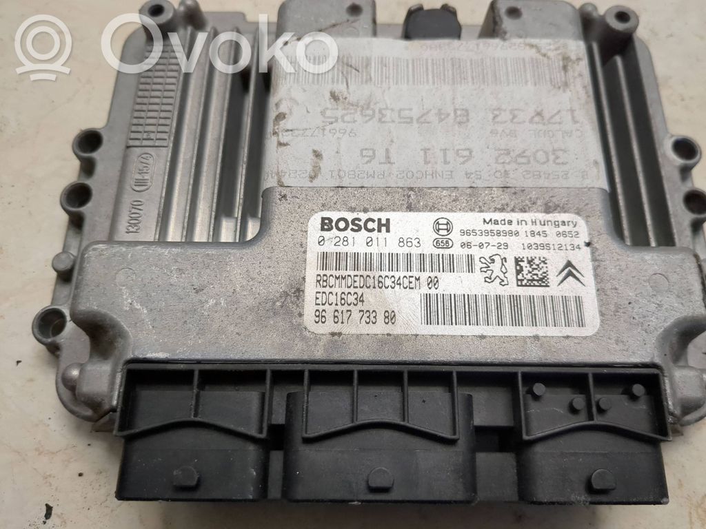 Citroen C4 I Picasso Engine control unit/module 