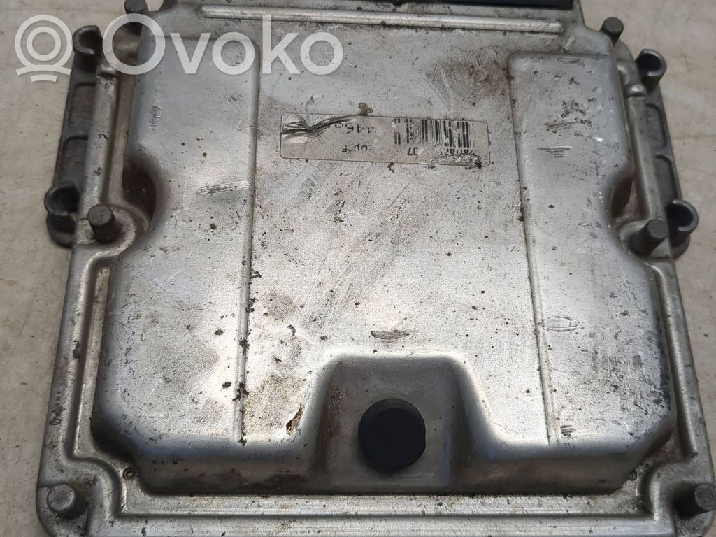 Peugeot 208 I Engine control unit/module 