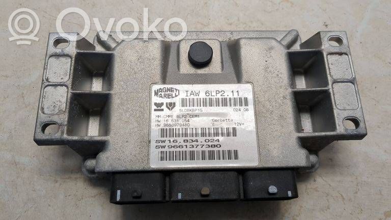Peugeot 307 Variklio valdymo blokas 