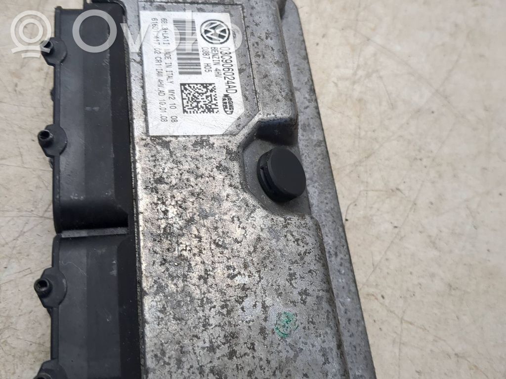 Volkswagen Polo V 6R Engine control unit/module 