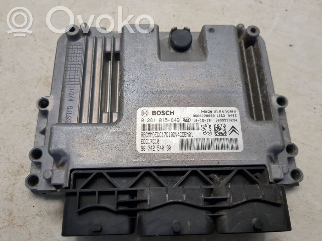 Peugeot 207 Engine control unit/module 