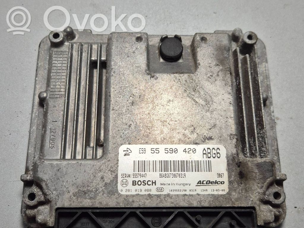 Opel Zafira B Engine control unit/module 