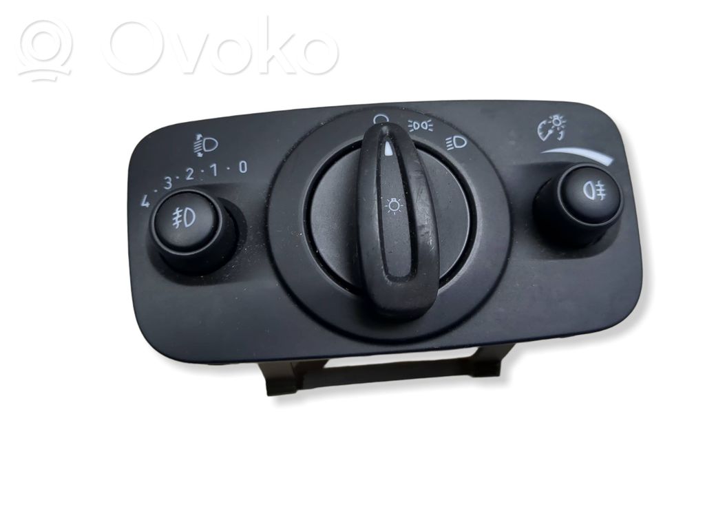 Ford Kuga II Light switch 