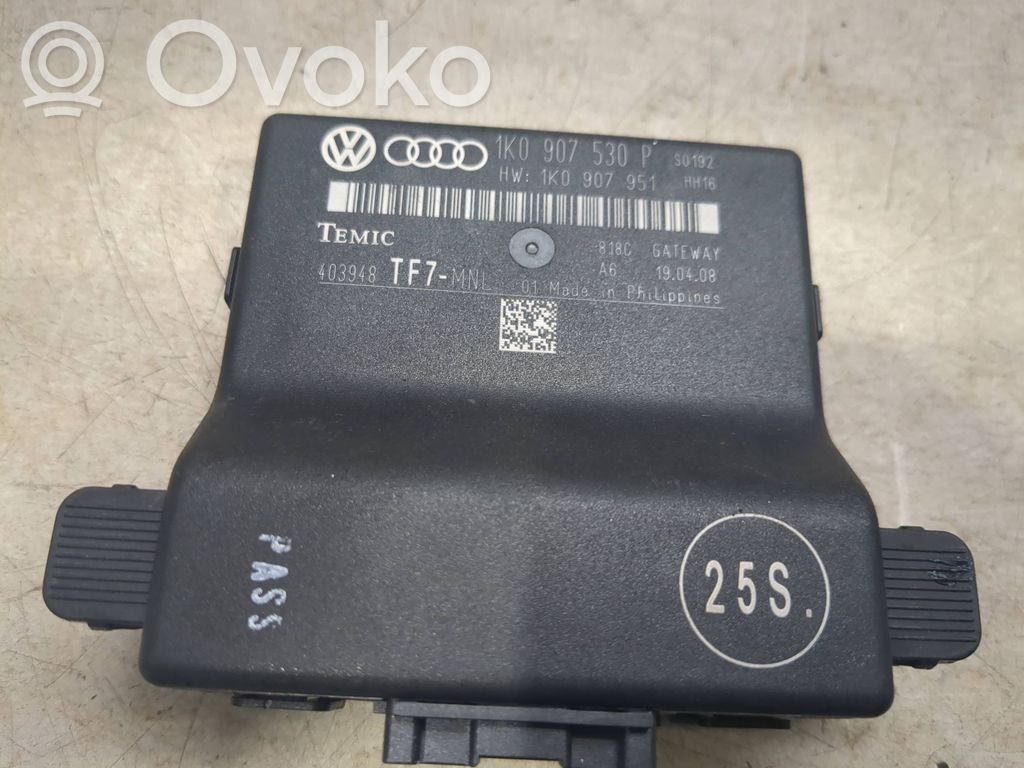 Audi A3 S3 8P Gateway control module 