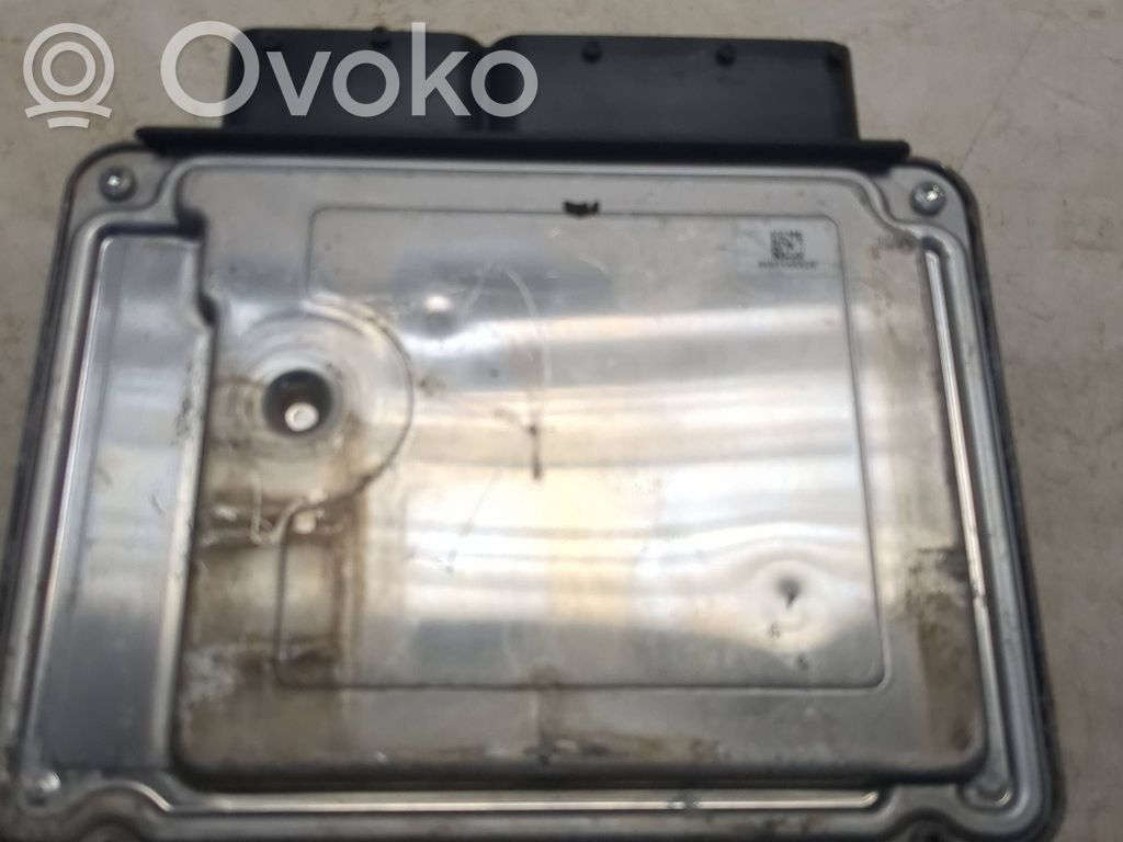 Skoda Superb B6 (3T) Engine control unit/module 