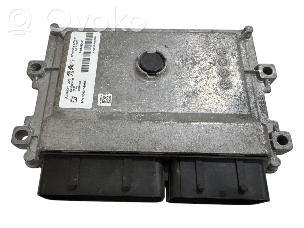 Opel Corsa F Engine control unit/module 