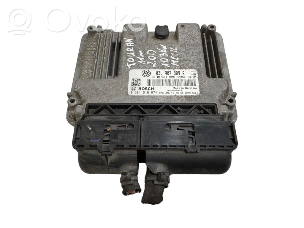 Volkswagen Touran II Engine control unit/module 