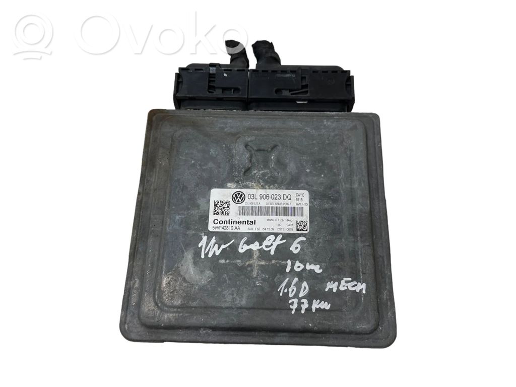 Volkswagen Golf VI Engine control unit/module 