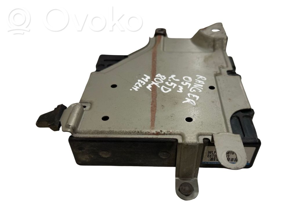 Sterownik / Moduł ECU   WLF218881B,E6T05381H1