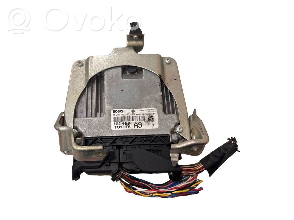 Toyota Corolla E120 E130 Engine control unit/module 
