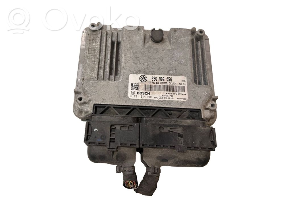 Volkswagen Touran II Engine control unit/module 
