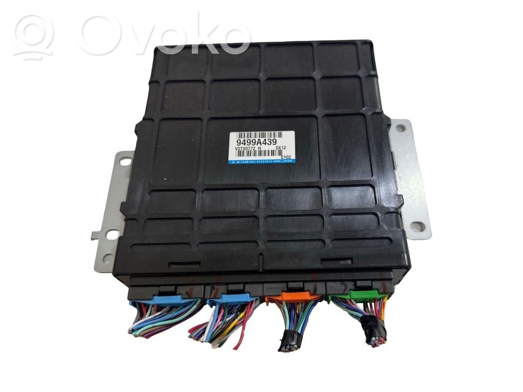 Variklio valdymo blokas   9499A439,V0T90772H