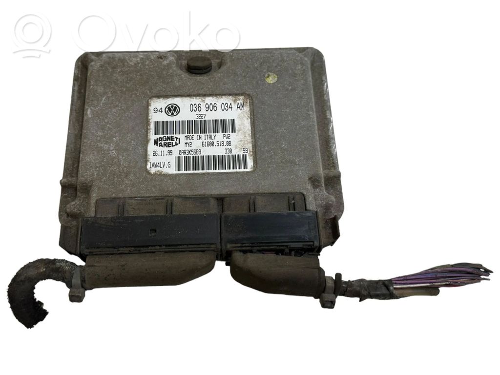 Volkswagen Golf IV Engine control unit/module 
