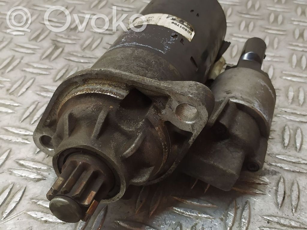 Volkswagen Transporter - Caravelle T5 Motor de arranque 