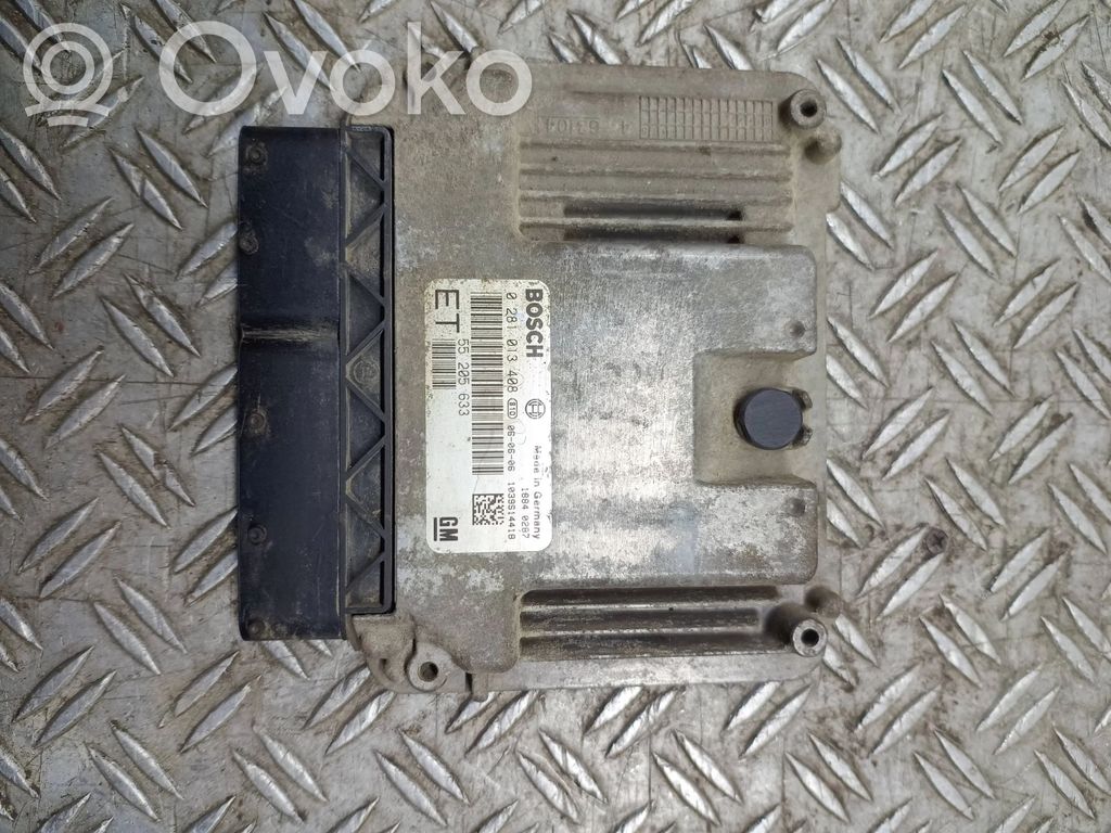 Opel Vectra C Engine control unit/module 