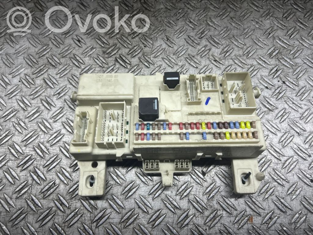 Volvo V50 Fuse module 