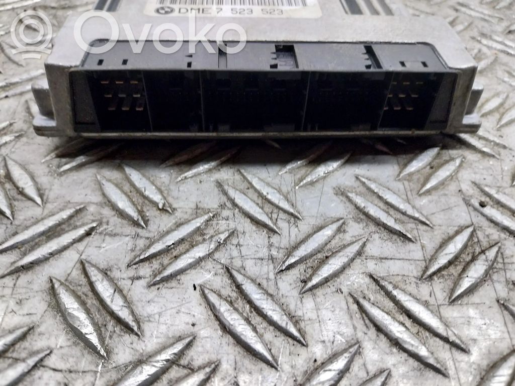 BMW 7 E65 E66 Engine control unit/module 
