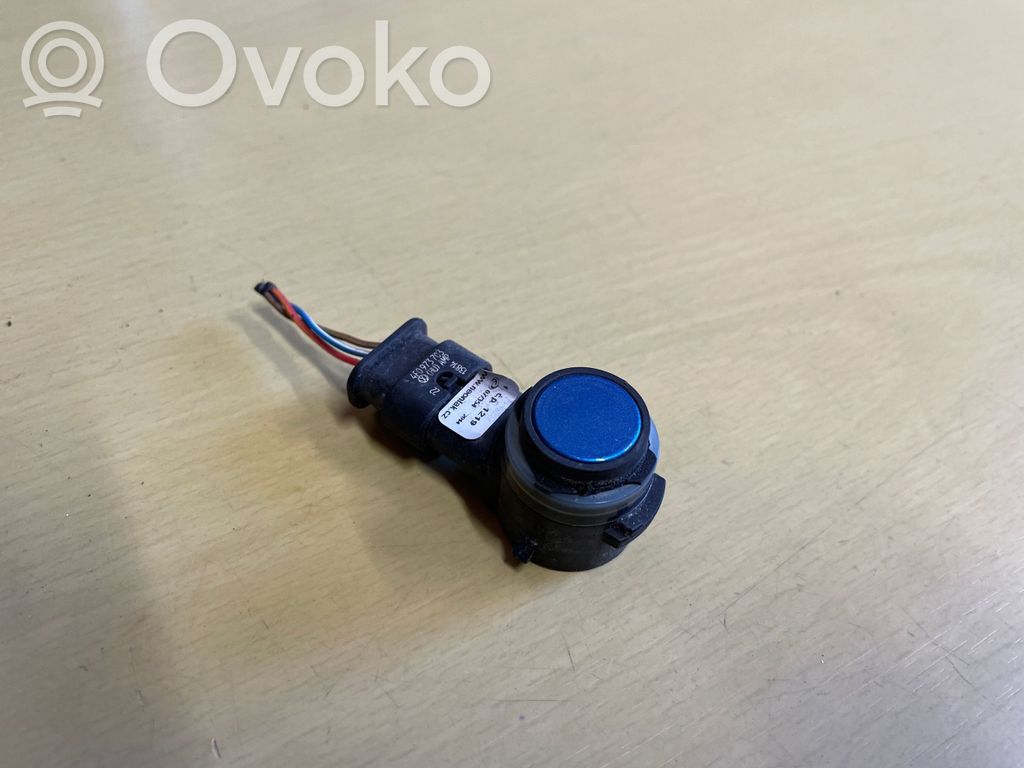 Volkswagen PASSAT B8 Parkavimo daviklis PDC 