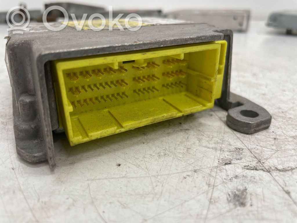 Toyota Corolla Verso E121 Airbag control unit/module 
