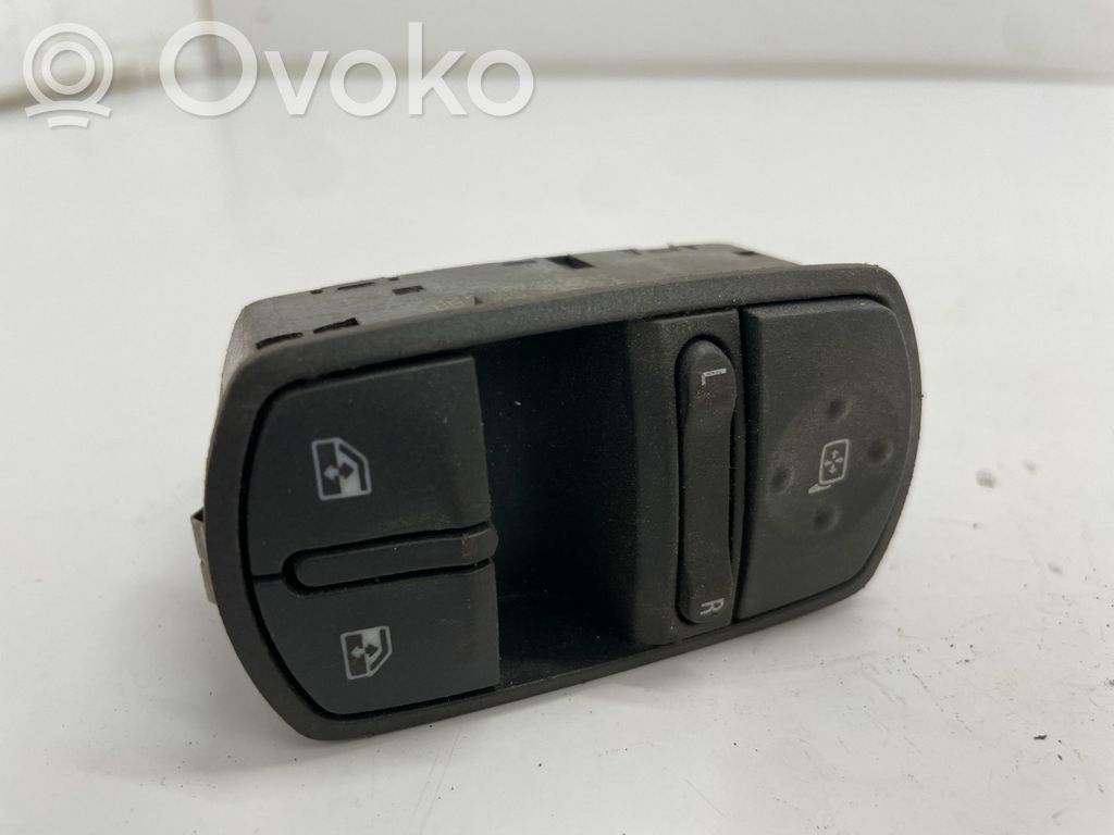 Opel Corsa E Electric window control switch 