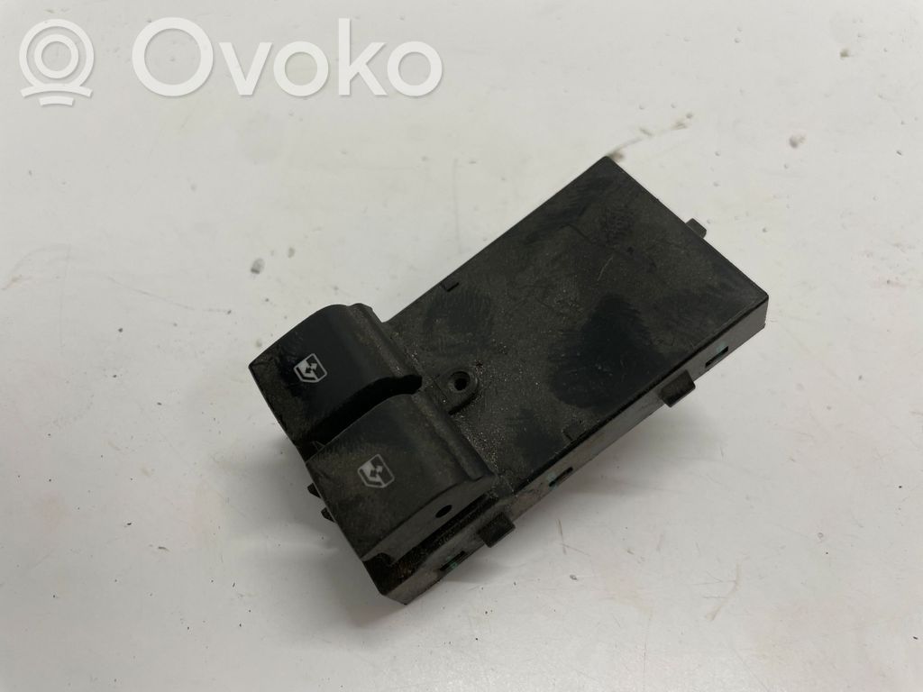 Opel Astra J Electric window control switch 