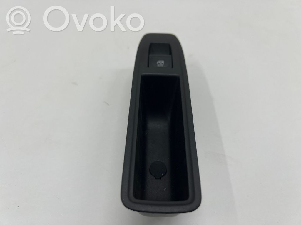 Renault Captur II Electric window control switch 