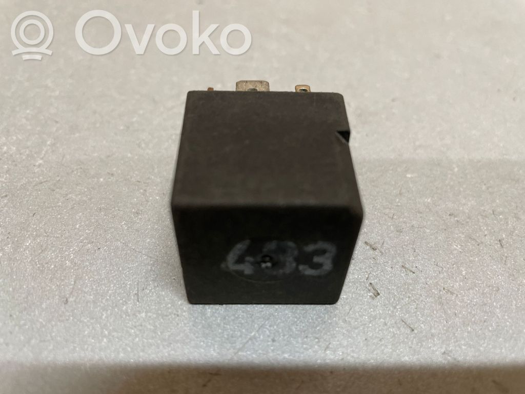 Volkswagen Golf V Otros relés 