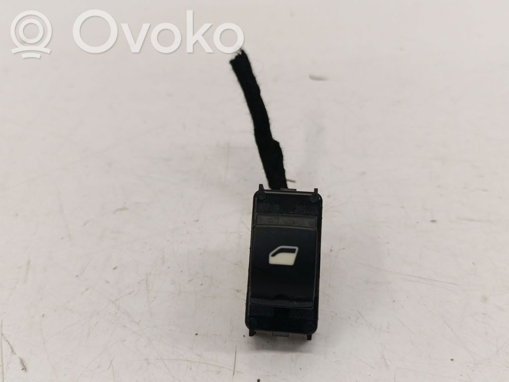 Opel Grandland X Electric window control switch 