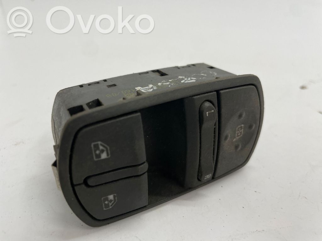 Opel Corsa E Electric window control switch 