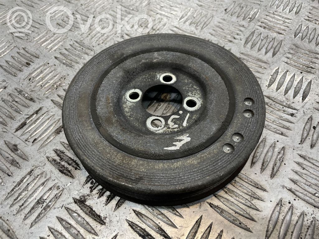 Kampiakselin vauhtipyörä