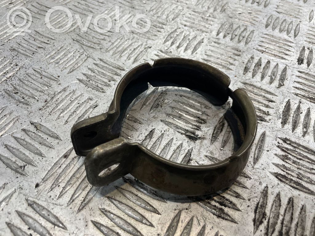 Mercedes-Benz E W212 Clemă conector țeavă eșapament 
