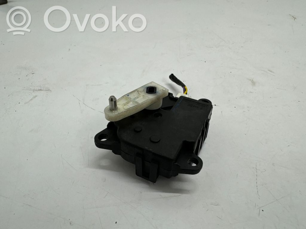 Nissan Qashqai J12 Motor/actuator clapetă aer 