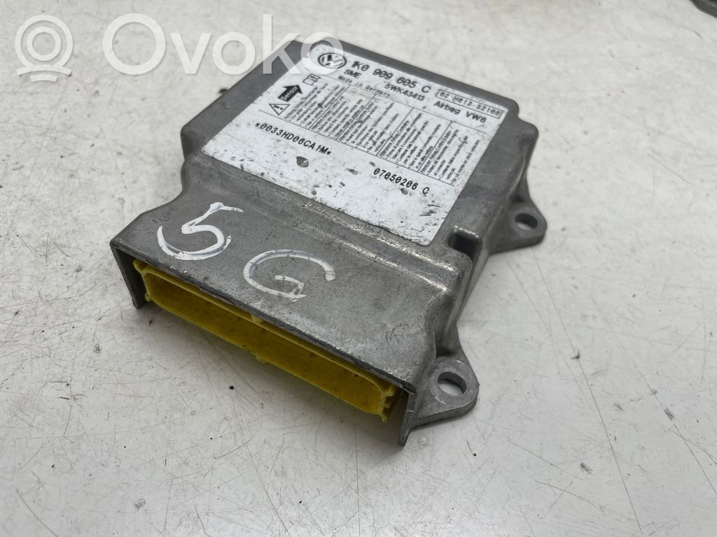 Volkswagen Golf VI Airbag control unit/module 