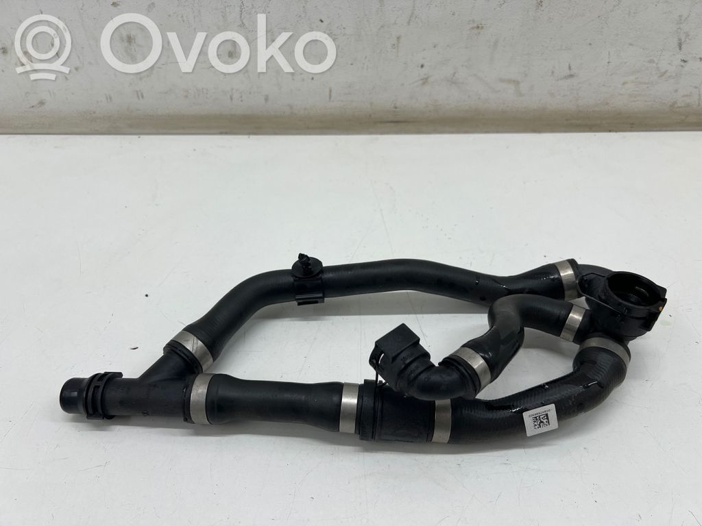 BMW i4 Engine coolant pipe/hose 