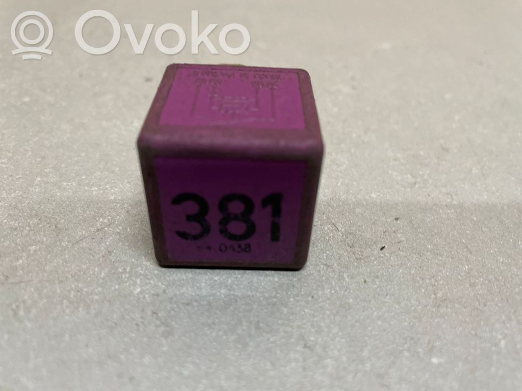 Audi A6 S6 C6 4F Sonstige Relais 