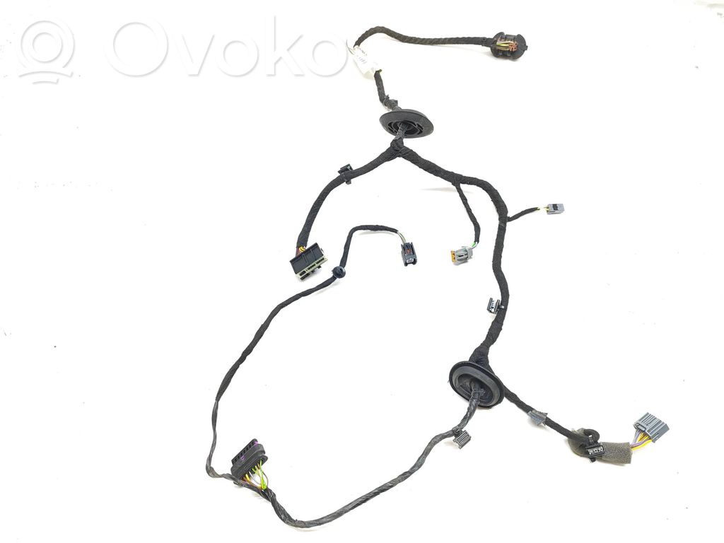 Volvo S90, V90 Cableado de puerta trasera 