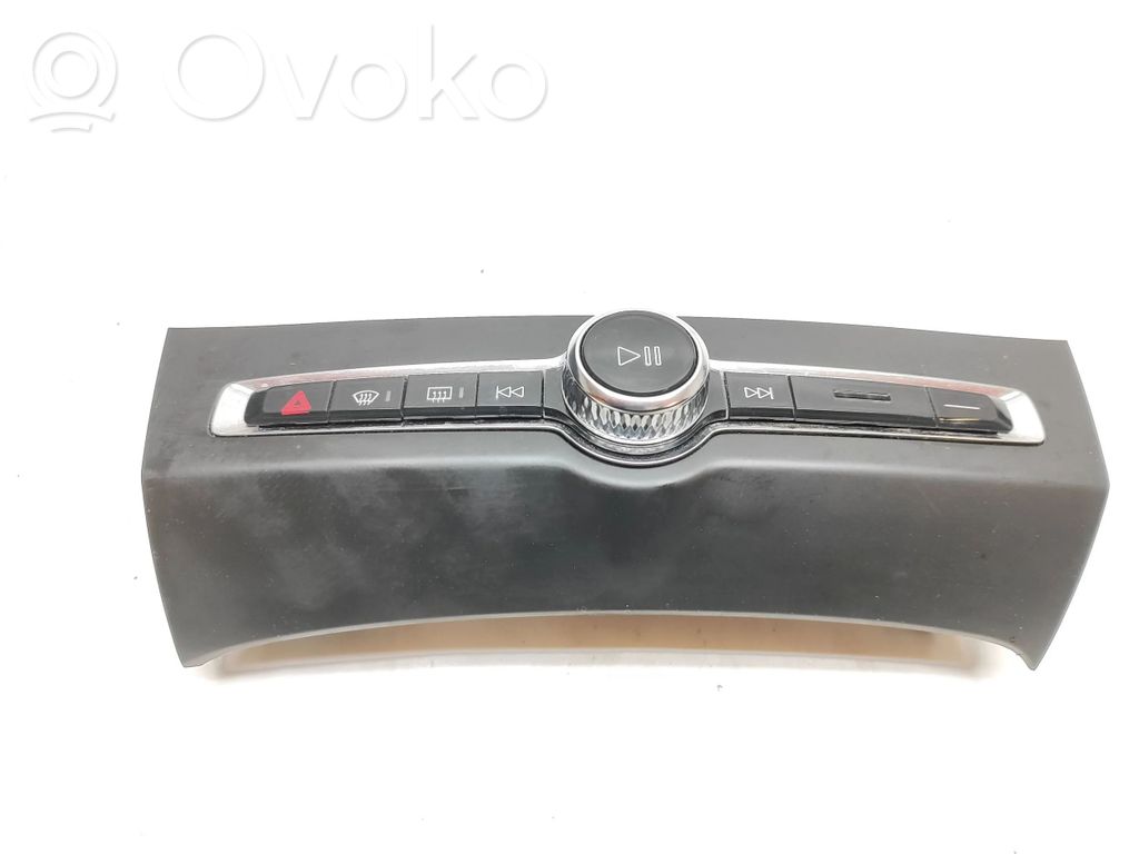 Volvo S90, V90 Head unit multimedia control 