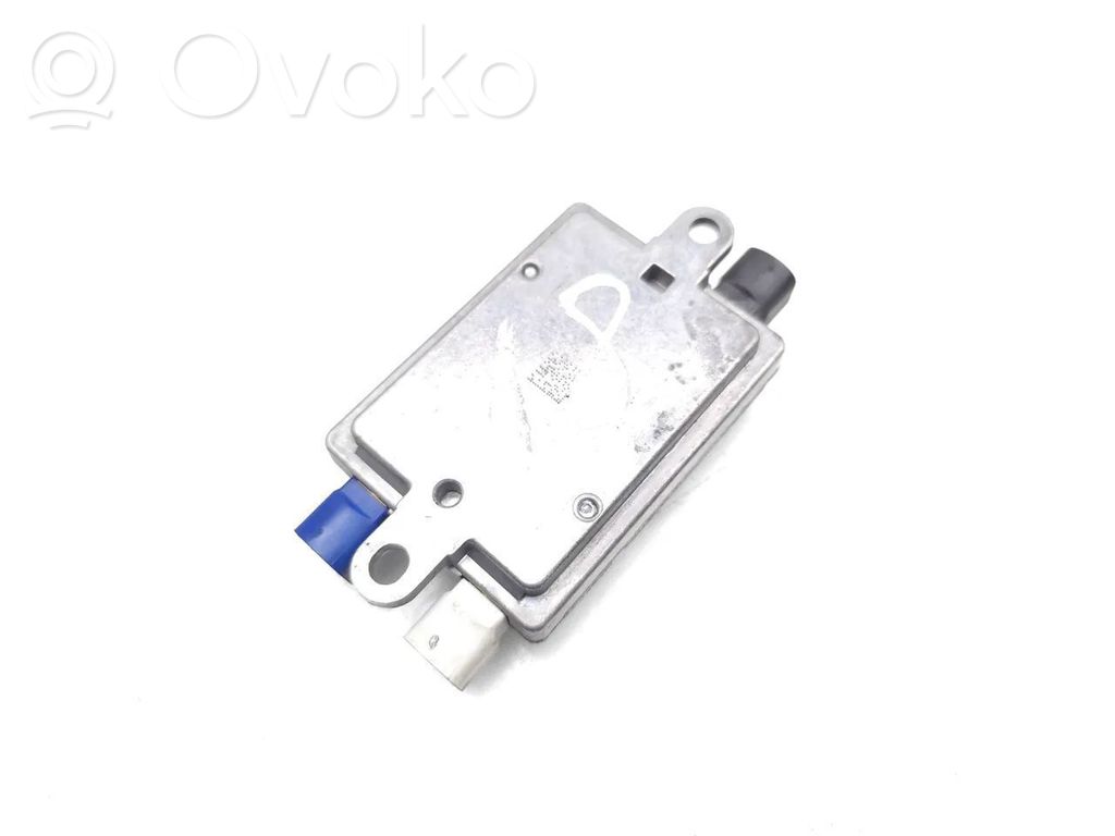 BMW 7 F01 F02 F03 F04 Amplificatore antenna 