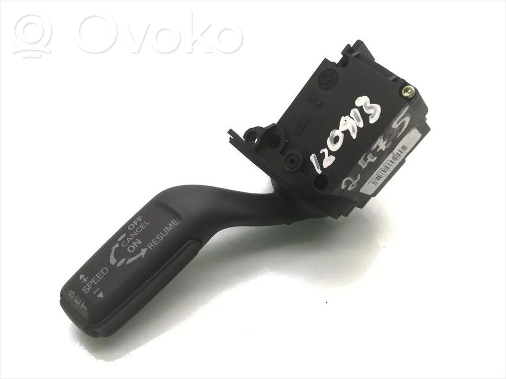 Volkswagen New Beetle Cruise control stalk 