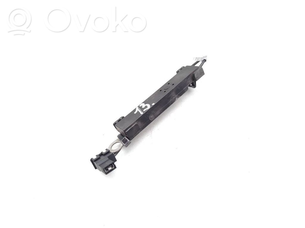 Volvo V50 Antenos stiprintuvas 