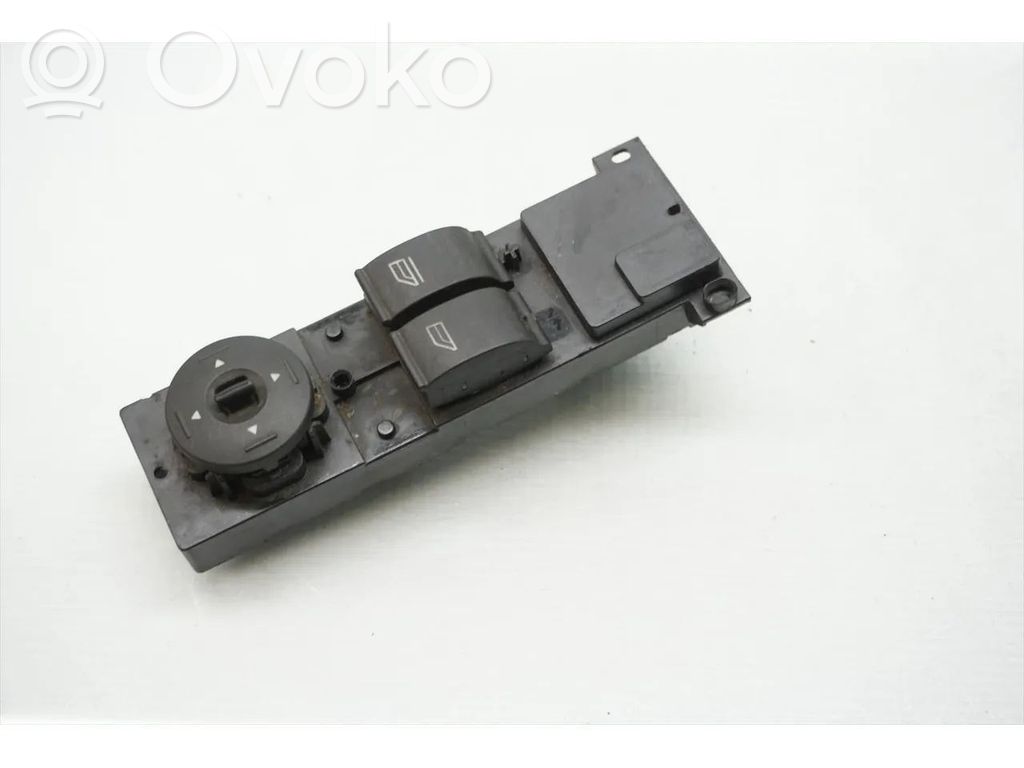 Ford Fiesta Electric window control switch 