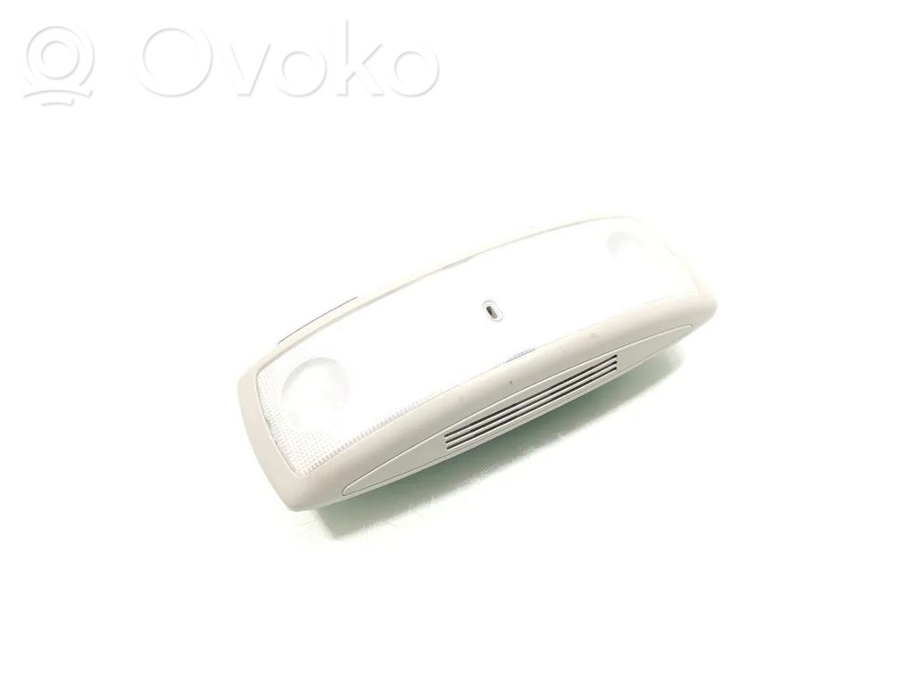 Volvo S60 Luz del asiento trasero 