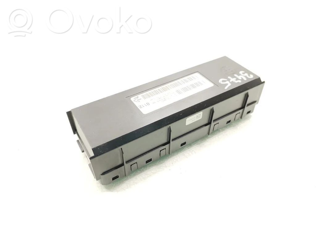 Opel Astra J Central body control module 