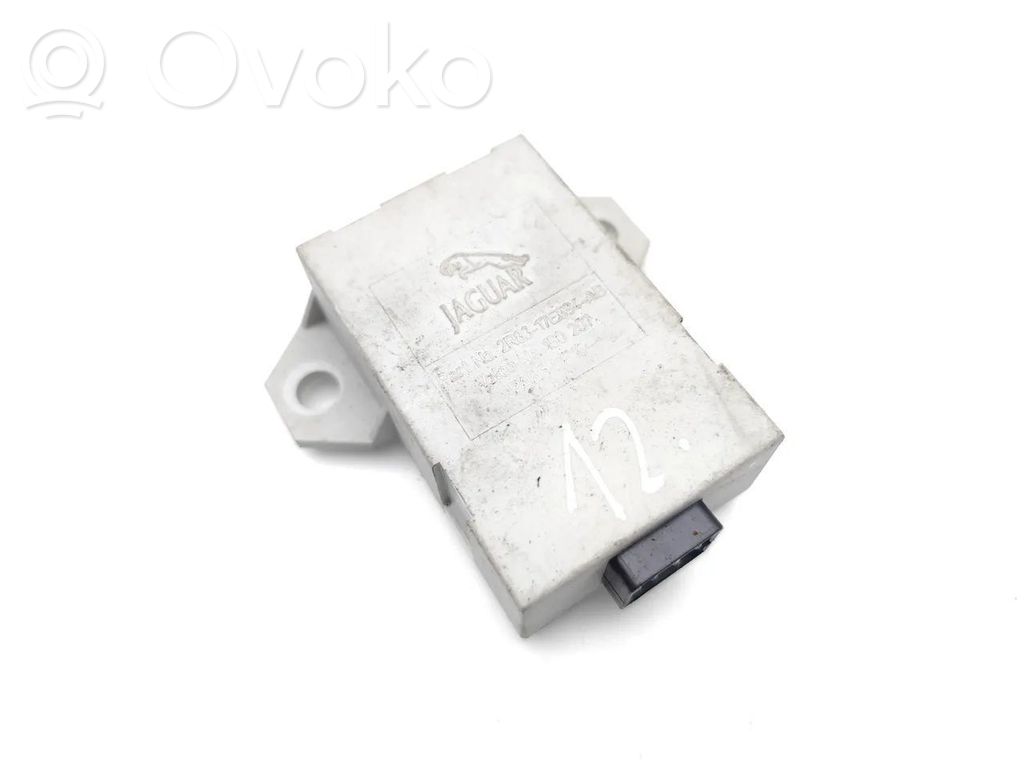 Jaguar S-Type Central body control module 