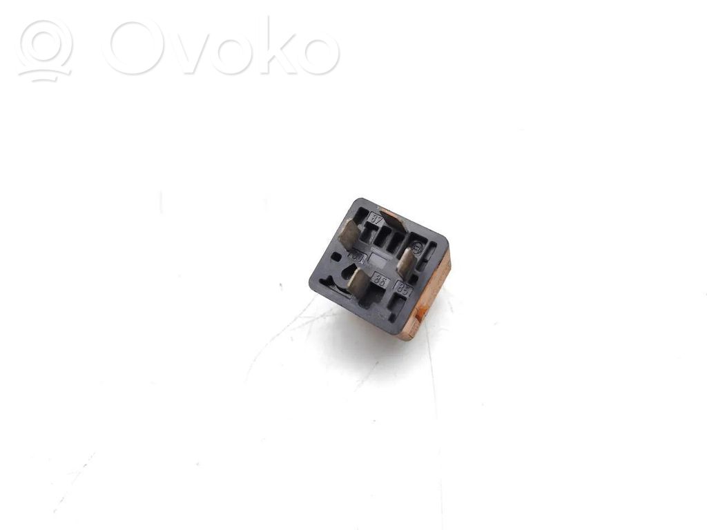 BMW 3 E46 Other relay 
